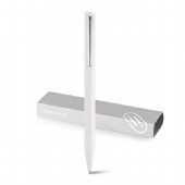 Aluminiumpenna med lackad yta och clip i krom.