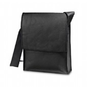 Axelväska i non woven material med tryck