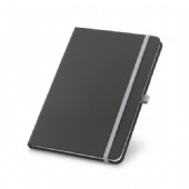 Svart anteckningsblock i läder imitation.